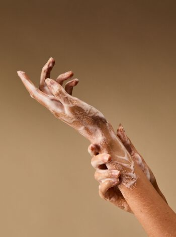 Almond Blossom Cleansing Gel Hand Soap 凝膠洗手液