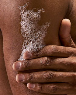 Bourbon 3-in-1 Hair, Face & Body Wash image number null