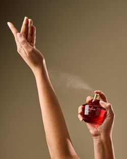 Gingham Gorgeous Eau De Parfum image number null