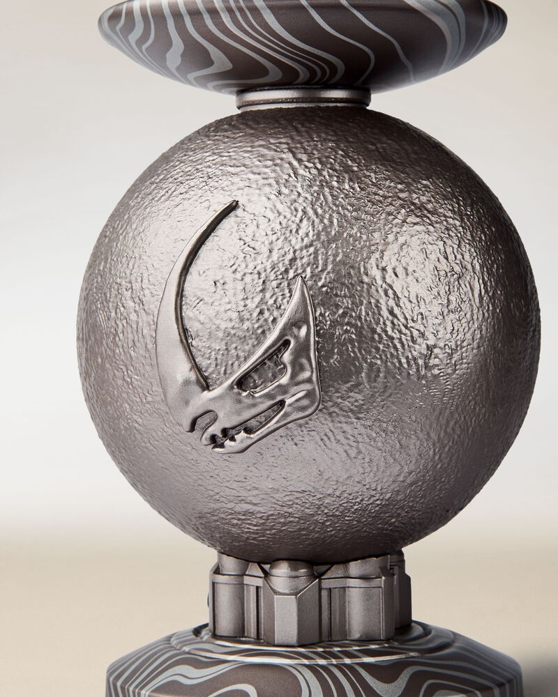 The Mandalorian Light-Up Pedestal 3-Wick Candle Holder 三芯蠟燭臺