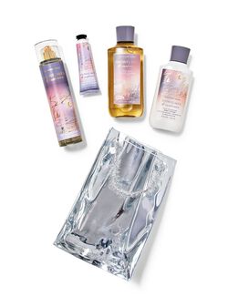Snowflakes & Cashmere Gift Set Snowflakes & Cashmere Gift Set