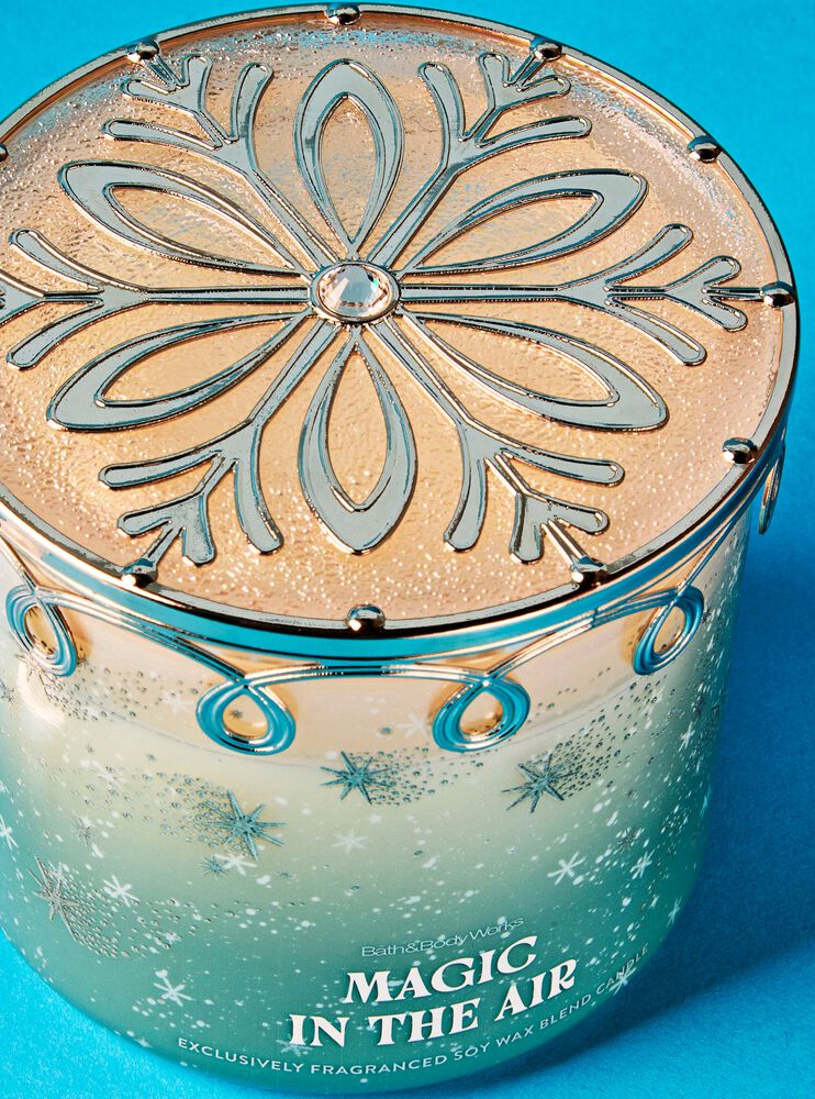 Magic In The Air 3-Wick Candle 三芯蠟燭
