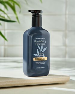 Mahogany Teakwood Revitalizing Gel Hand Soap image number null