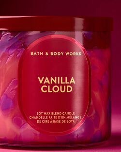 Vanilla Cloud 3-Wick Candle image number null