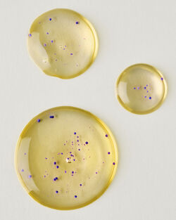 Strawberry Pound Cake Sanitizing Hand Gel image number null